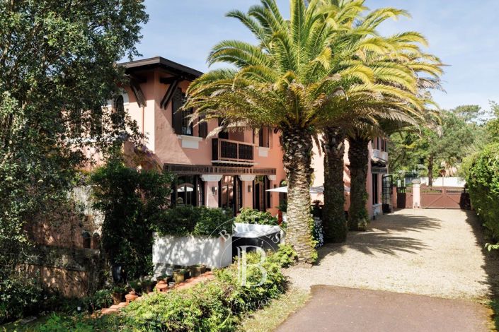 Image No.6-7 Bed House for sale