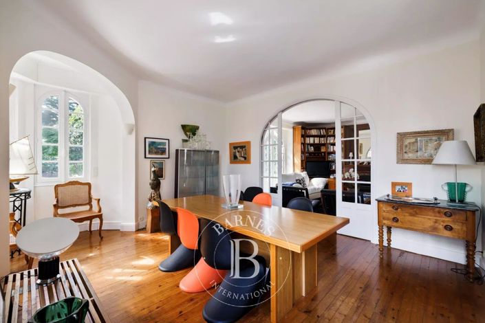 Image No.13-4 Bed House for sale