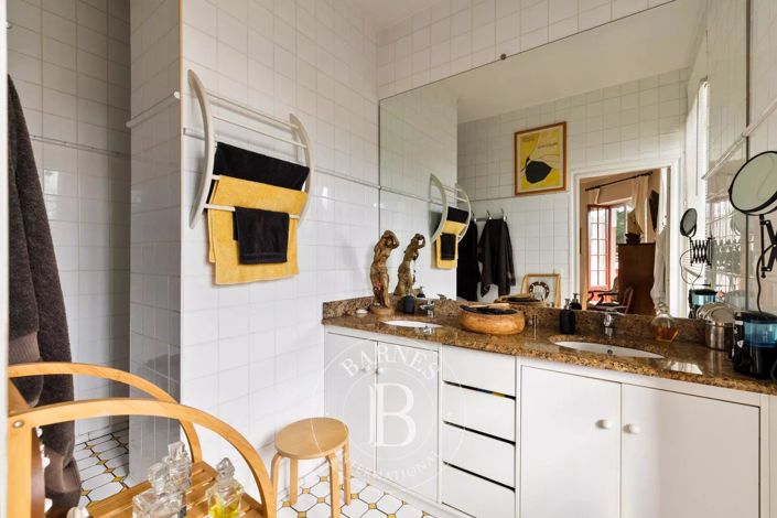 Image No.22-4 Bed House for sale