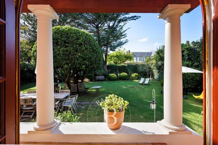 Image No.6-4 Bed House for sale