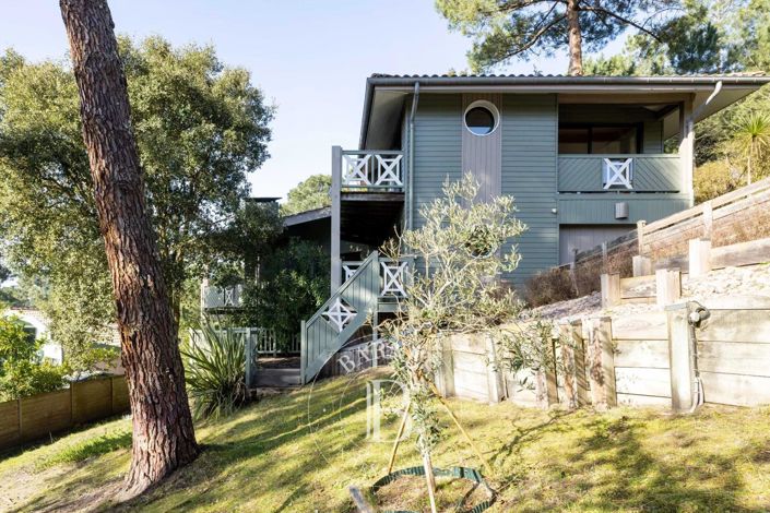 Image No.12-3 Bed House for sale