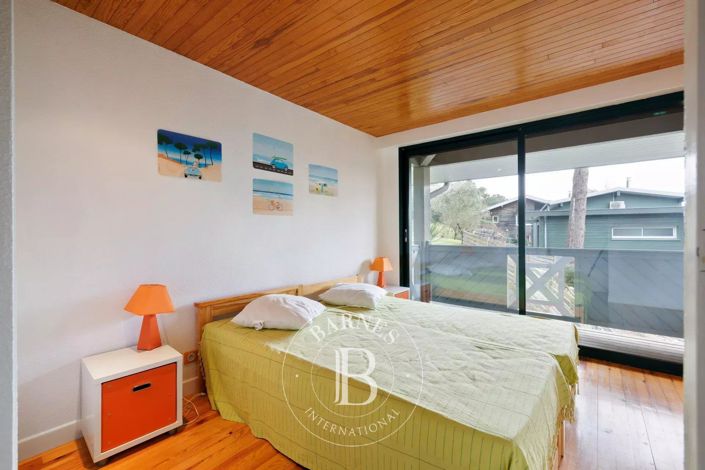 Image No.16-3 Bed House for sale