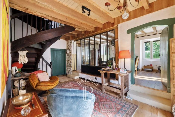 Image No.4-4 Bed House for sale