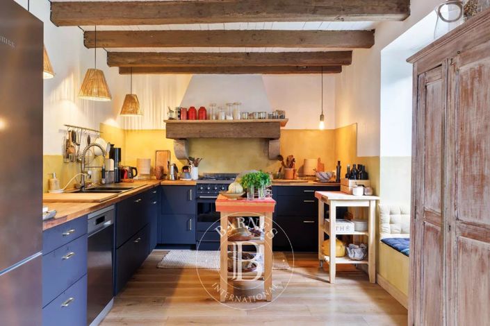 Image No.6-4 Bed House for sale