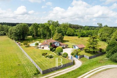 5 Bed House for sale