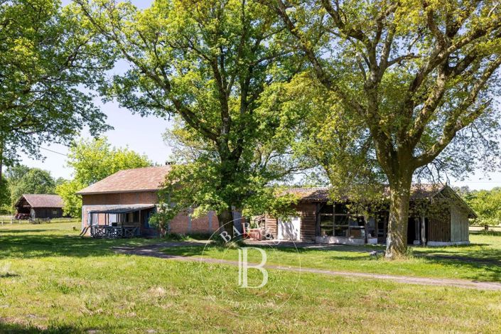 Image No.11-4 Bed House for sale