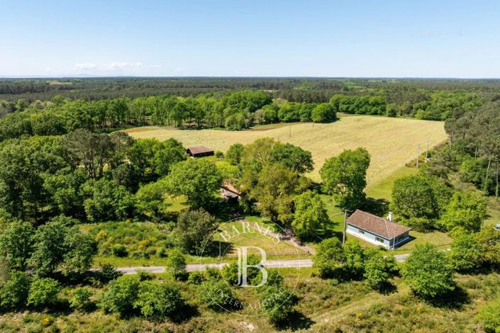 Image No.2-4 Bed House for sale