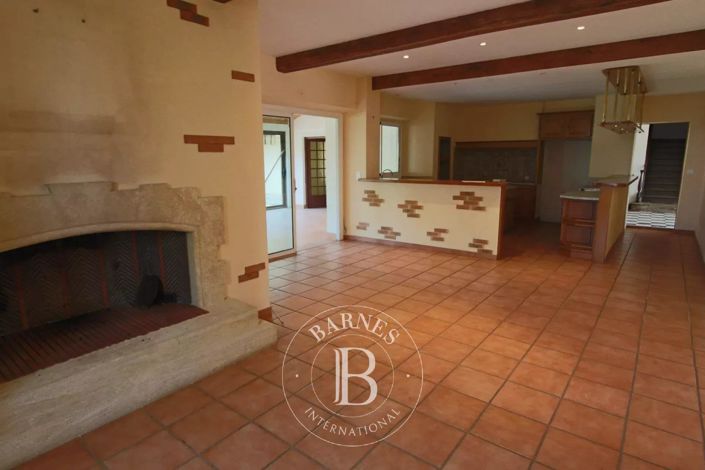 Image No.9-4 Bed House for sale