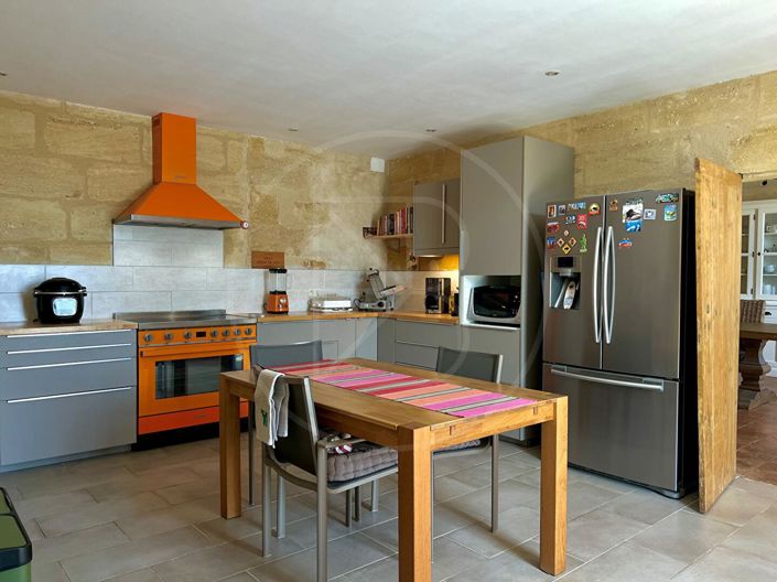 Image No.5-7 Bed House for sale