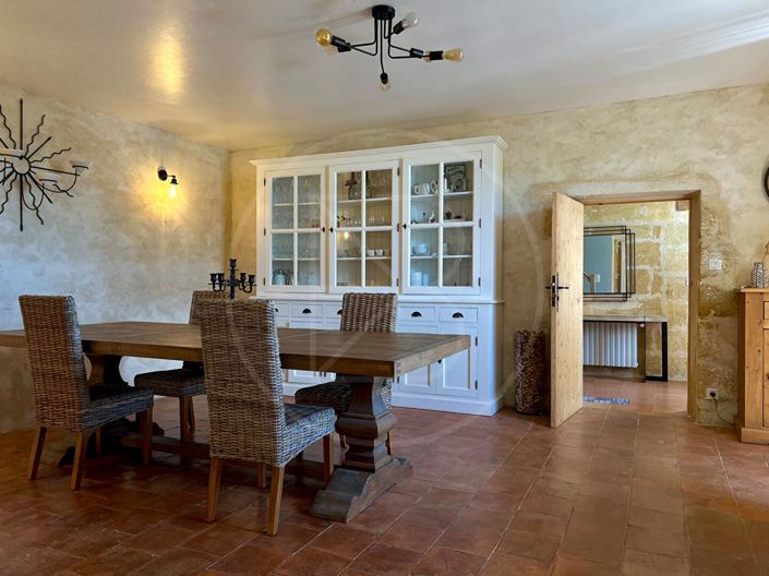 Image No.6-7 Bed House for sale