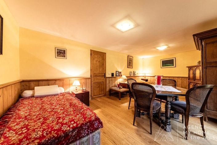 Image No.19-4 Bed House for sale