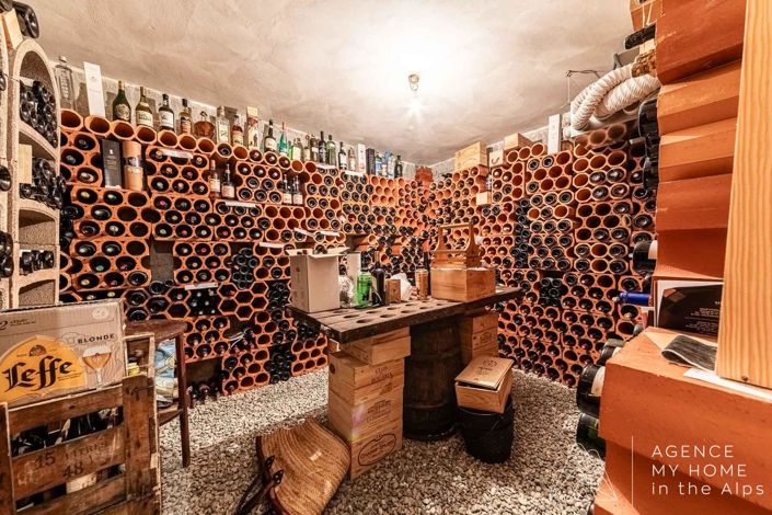 Image No.24-4 Bed House for sale