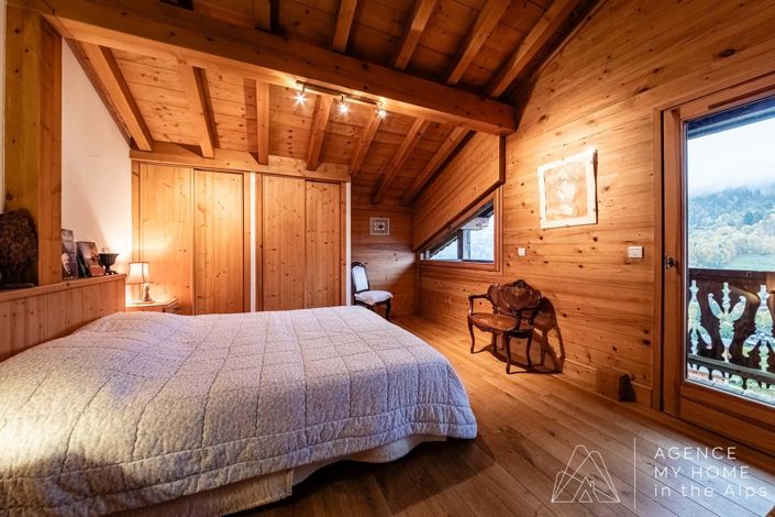 Image No.27-4 Bed House for sale