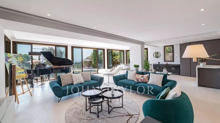 Image No.7-3 Bed House for sale