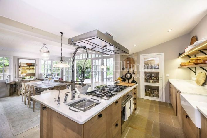 Image No.6-13 Bed House for sale