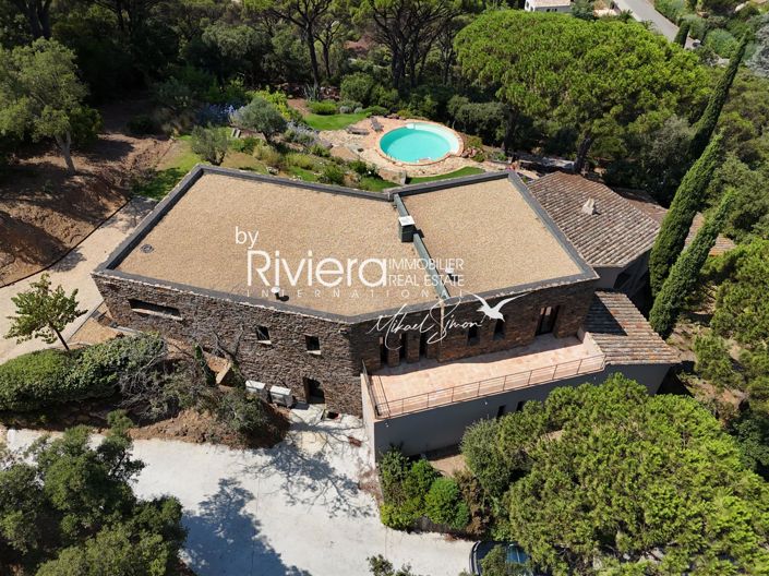 Image No.6-6 Bed House for sale