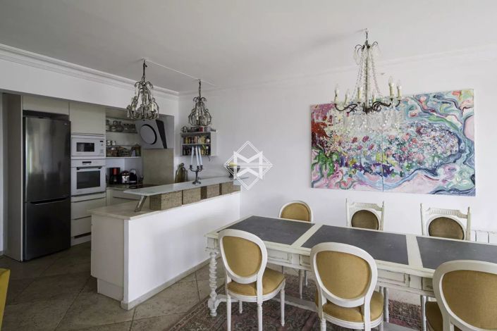 Image No.10-3 Bed Apartment for sale