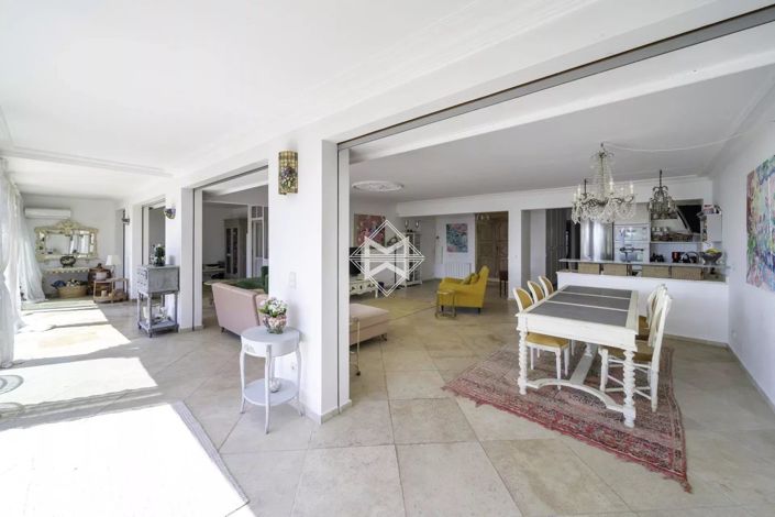 Image No.8-3 Bed Apartment for sale