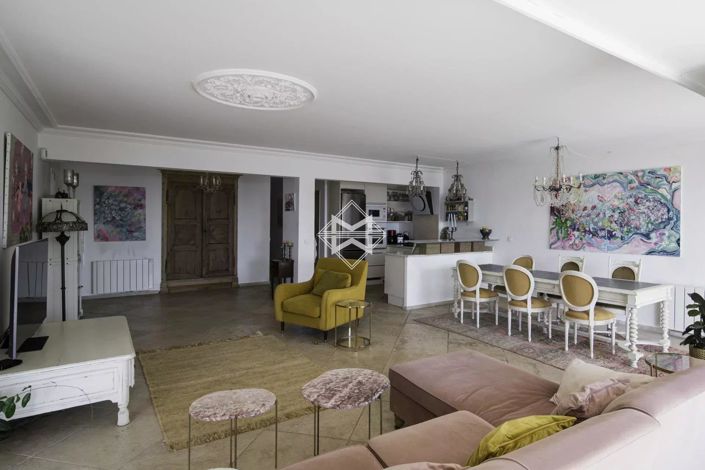 Image No.9-3 Bed Apartment for sale