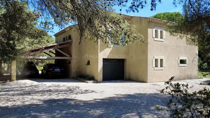 Image No.9-5 Bed House for sale