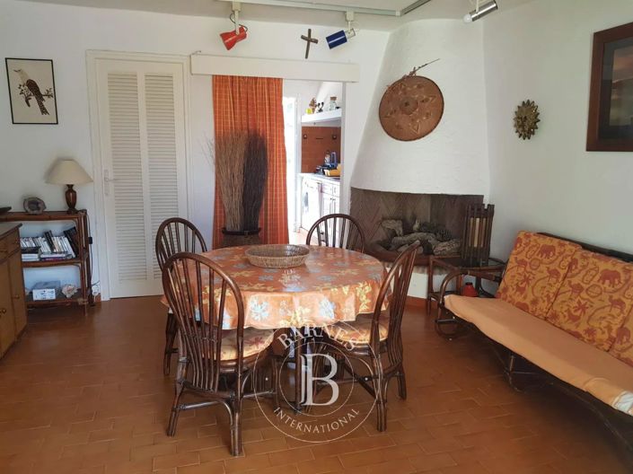 Image No.4-House for sale