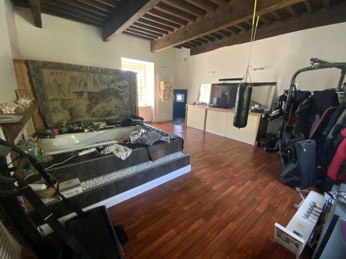 Image No.14-4 Bed House for sale