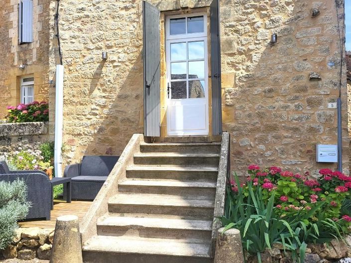 Image No.2-3 Bed House for sale