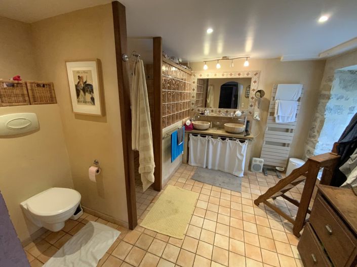 Image No.16-5 Bed House for sale