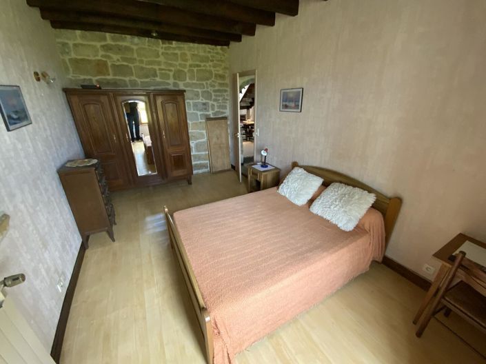 Image No.13-9 Bed House for sale