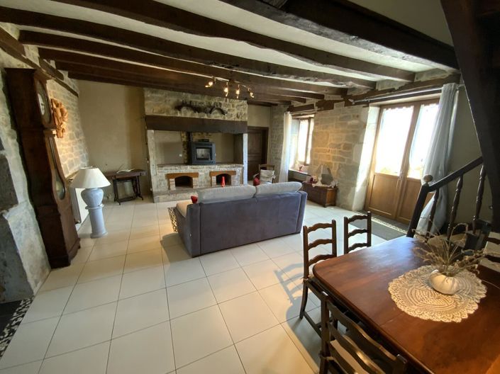 Image No.7-9 Bed House for sale