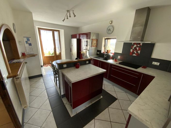 Image No.12-9 Bed House for sale