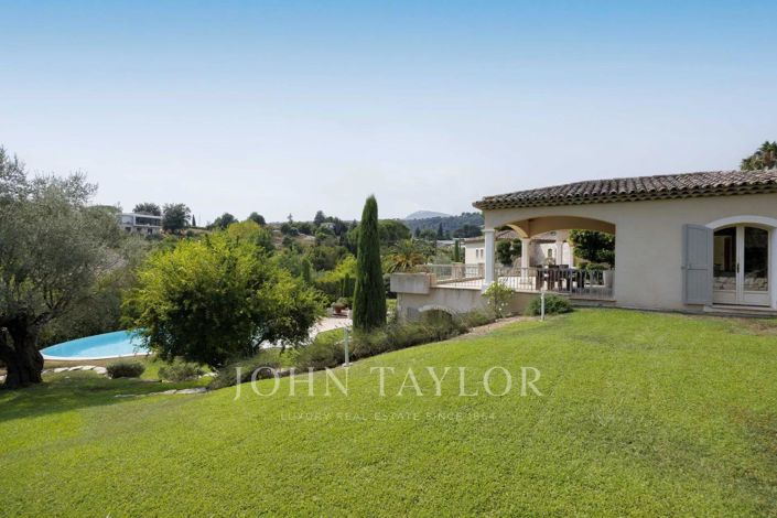 Image No.13-6 Bed House for sale