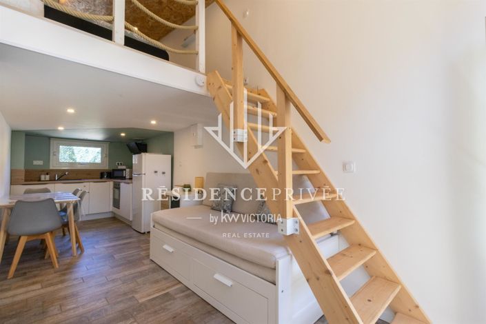 Image No.8-4 Bed House for sale