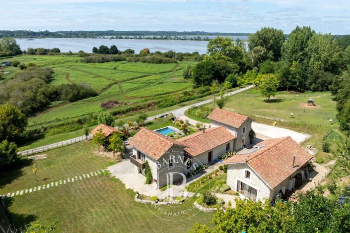 Image No.28-5 Bed House for sale