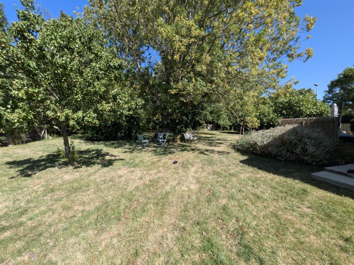 Image No.7-5 Bed House for sale