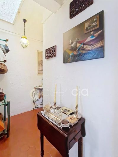 Image No.10-1 Bed Apartment for sale