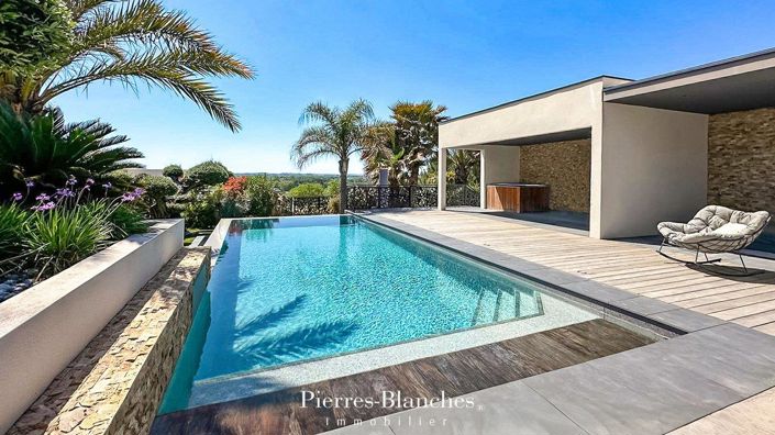 Image No.5-5 Bed House for sale