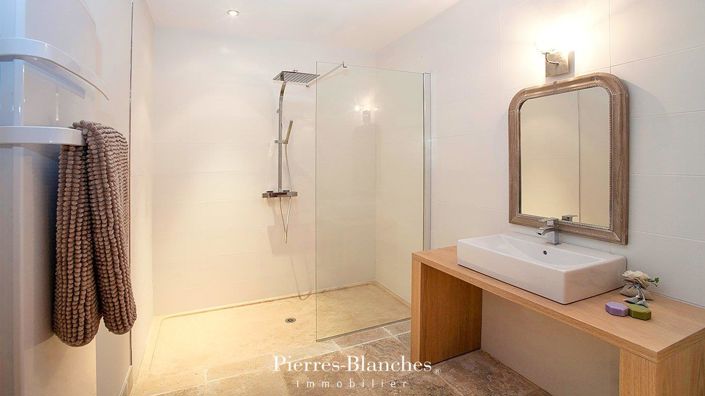 Image No.6-House for sale