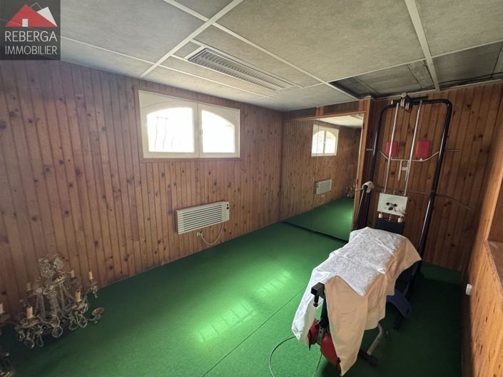 Image No.17-4 Bed House for sale