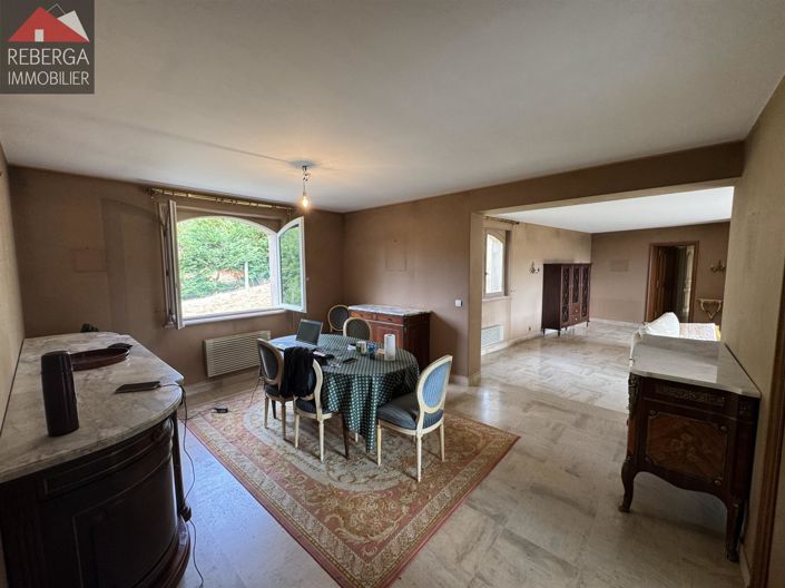 Image No.6-4 Bed House for sale