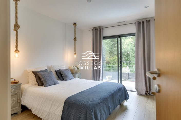 Image No.9-4 Bed House for sale