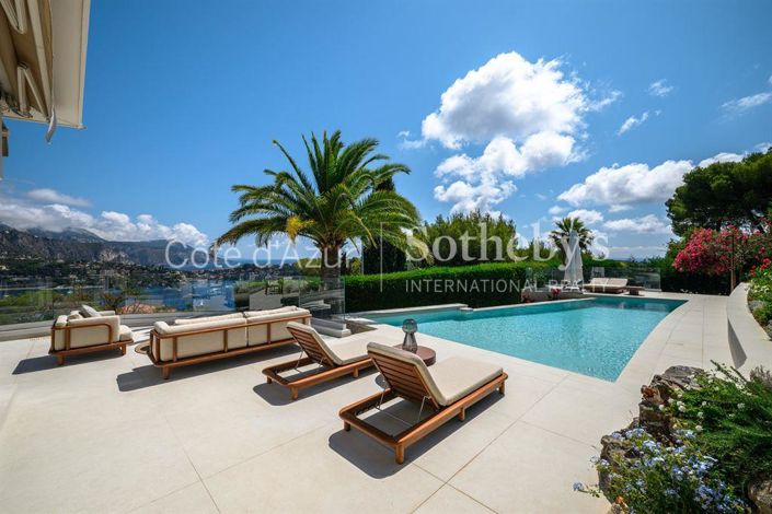 Image No.17-4 Bed Property for sale