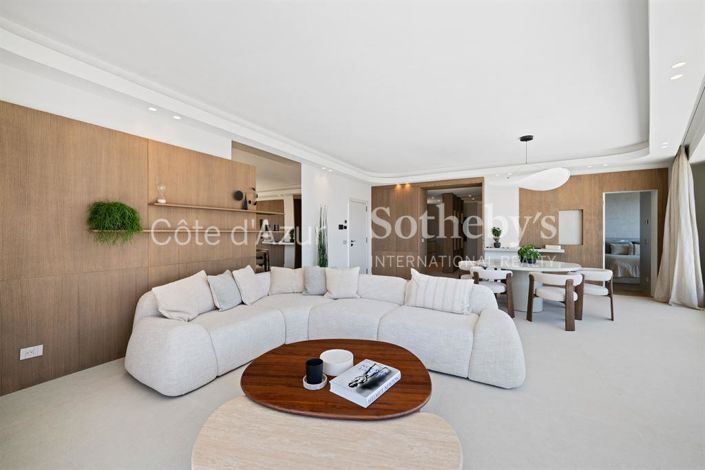 Image No.6-4 Bed Property for sale