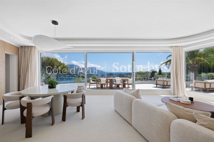 Image No.8-4 Bed Property for sale