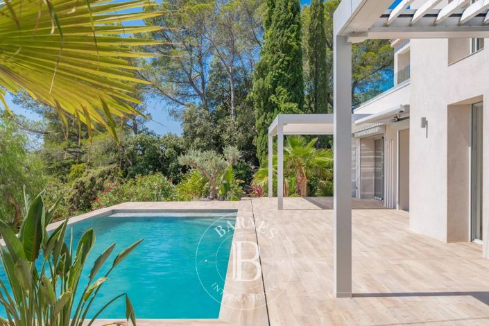 Image No.4-4 Bed House for sale