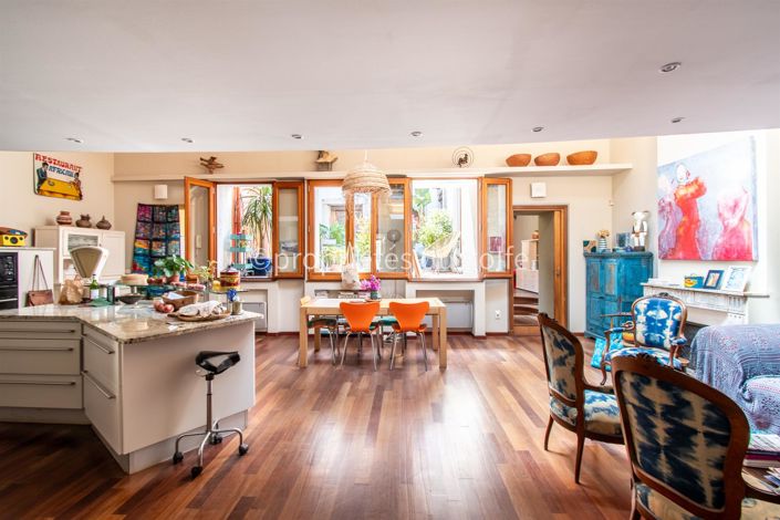 Image No.12-4 Bed Apartment for sale