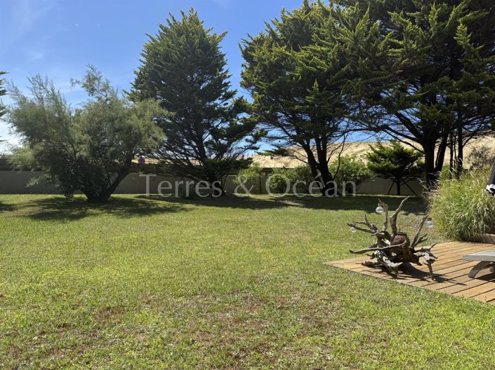 Image No.7-5 Bed House for sale