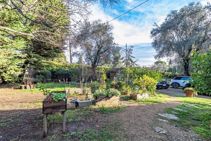 Image No.10-4 Bed House for sale