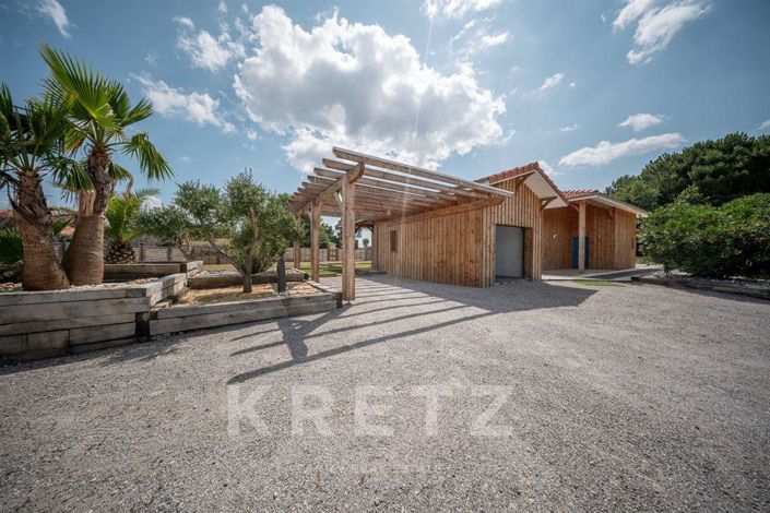 Image No.4-4 Bed House for sale