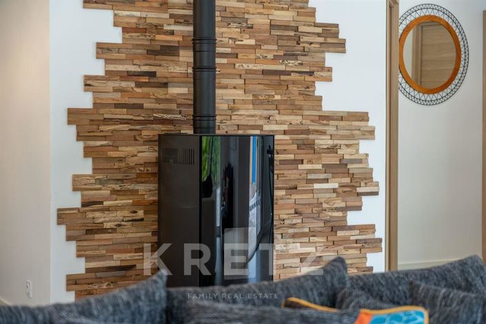 Image No.7-4 Bed House for sale